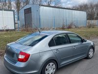 Gebraucht Skoda Rapid 105 PS (77 kW) 2013 Silber Kleinwagen