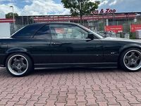 Gebraucht BMW 325 Cabriolet Basis 192 PS (141 kW) 1994 Schwarz Cabrio