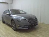 Gebraucht Skoda Superb LAURIN & KLEMENT 218 PS (160 kW) 2023 Graphitegrau metallic Kombi