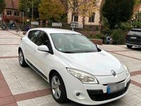 Gebraucht Renault Mégane III 2010 Weiß Kleinwagen