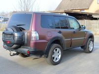 Gebraucht Mitsubishi Pajero 200 PS (147 kW) 2010 Schwarz SUV