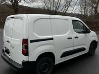 Second-hand Opel Combo 101 CP (74 kW) 2020 Argintiu Monovolum