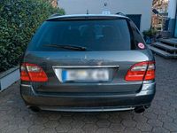 Gebraucht Mercedes E320 Sport 224 PS (164 kW) 2008 Grau Kombi