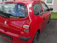 Gebraucht Renault Twingo Authentique 58 PS (42 kW) 2009 Rot Kleinwagen