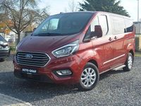 Gebraucht Ford Tourneo Titanium 131 PS (96 kW) 2020 Rot Van / Kleinbus
