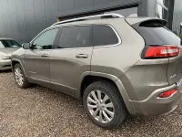 Gebraucht Jeep Cherokee Overland 200 PS (147 kW) 2017 Braun SUV
