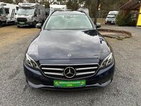 Gebraucht Mercedes E300 194 PS (142 kW) 2019 Blau Kombi