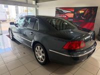 Second-hand VW Phaeton 241 CP (177 kW) 2005 Gri Berlinǎ
