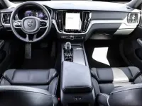 Gebraucht Volvo V60 CC Plus 197 PS (144 kW) 2023 Manufacturer Kombi