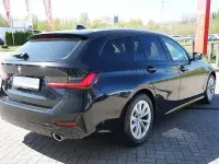Gebraucht BMW 318 156 PS (114 kW) 2022 Schwarz Limousine