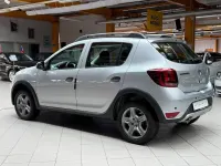 Gebraucht Dacia Sandero Prestige 90 PS (66 kW) 2020 Silber SUV