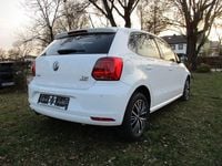 Gebraucht VW Polo Allstar 90 PS (66 kW) 2016 Weiß Limousine