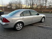 Gebraucht Ford Mondeo Ghia 2001 Silber Limousine