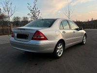 Gebraucht Mercedes C240 Elegance 170 PS (125 kW) 2001 Silber Limousine
