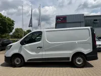 Gebraucht Renault Trafic Komfort 131 PS (96 kW) 2022 Weiß Van / Kleinbus