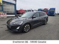 Gebraucht Ford Focus Cool & Connect 120 PS (88 kW) 2018 Grau Limousine