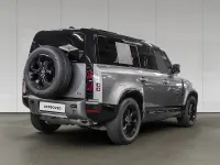 Gebraucht Land Rover Defender SE Dynamic 405 PS (297 kW) 2023 Eiger grey SUV