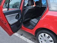 Gebraucht Skoda Fabia 60 PS (44 kW) 2010 Rot Kombi