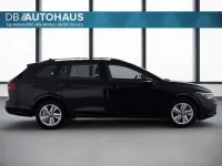 Gebraucht VW Golf VIII Life 110 PS (80 kW) 2024 Schwarz Kombi