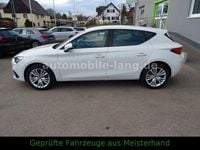 Second-hand Seat Leon 150 CP (110 kW) 2024 Alb Berlinǎ