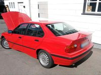 Gebraucht BMW 316 105 PS (77 kW) 1994 Rot Limousine
