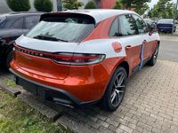 Neu Porsche Macan 265 PS (194 kW) 2026 Rot SUV