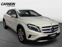 Gebraucht Mercedes GLA220 177 PS (130 kW) 2016 Calcitweiss/zirrusweiss SUV