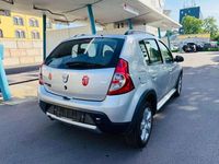 Gebraucht Dacia Sandero Stepway 87 PS (63 kW) 2010 Silber Limousine