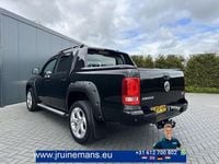 Gebraucht VW Amarok 122 PS (89 kW) 2011 Schwarz Pickup