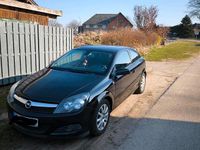 Gebraucht Opel Astra 115 PS (84 kW) 2008 Schwarz Kleinwagen