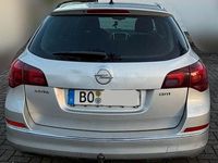 Gebraucht Opel Astra Edition 110 PS (80 kW) 2013 Silber Kombi