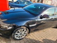 Gebraucht Jaguar XE Prestige 179 PS (131 kW) 2016 Schwarz Limousine