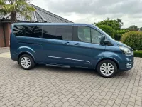 Gebraucht Ford Tourneo Custom Titanium 170 PS (125 kW) 2018 Blau Van