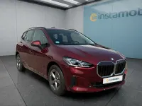 Gebraucht BMW 220 156 PS (114 kW) 2025 Rot Coupé