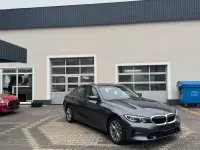 Gebraucht BMW 320 Sport Line 190 PS (139 kW) 2019 Mineralgrau metallic Limousine