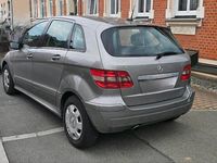 Gebraucht Mercedes B150 95 PS (69 kW) 2008 Beige Van / Kleinbus