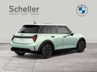 Gebraucht Mini Cooper S Favoured 204 PS (150 kW) 2024 Ocean wave green Kleinwagen