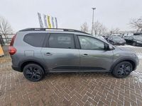 Neu Dacia Jogger Expression 110 PS (80 kW) 2025 Grau Van / Kleinbus