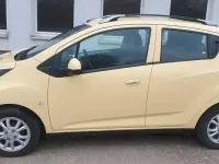 Używany Chevrolet Spark LT 82 KM (60 kW) 2014 Żółty Hatchback