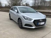Gebraucht Hyundai i40 Premium 141 PS (103 kW) 2015 Grau Kombi