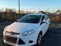 Usata Ford Focus 101 CV (74 kW) 2014 Bianco Station wagon