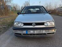 Gebraucht VW Golf 90 PS (66 kW) 1996 Silber Coupé