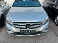 Gebraucht Mercedes A180 122 PS (89 kW) 2015 Silber Limousine