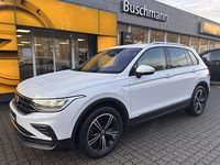 Gebraucht VW Tiguan Active 150 PS (110 kW) 2021 Pure white SUV