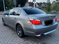 Gebraucht BMW 520 170 PS (125 kW) 2004 Grau Limousine