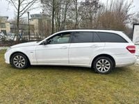 Gebraucht Mercedes E200 136 PS (100 kW) 2011 Weiß Kombi