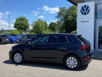 Gebraucht VW Polo Active 95 PS (69 kW) 2023 Schwarz Kleinwagen