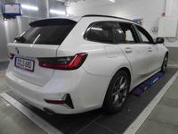 gebraucht BMW 320 d xDrive Touring Luxury Line Auto Aut. AHK