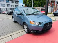 Gebraucht Mitsubishi Colt Invite 95 PS (69 kW) 2009 Blau Kleinwagen