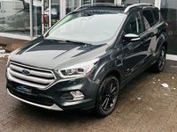 Gebraucht Ford Kuga Titanium 179 PS (131 kW) 2017 Grau SUV